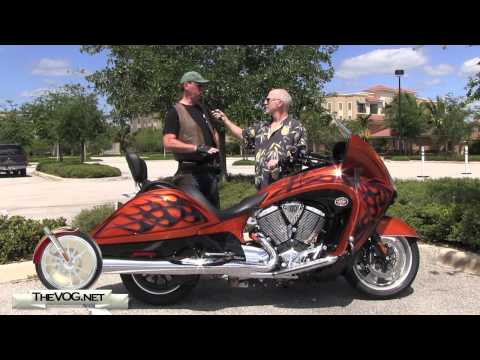 2012 Arlen Ness Victory Vision Rider Review and Comparison To Harley Davidson Ultra Glide