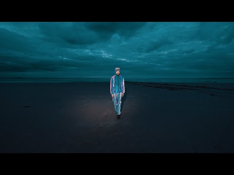 Tzusan - Fly Like A Bulldozer (OFFICIAL VIDEO)