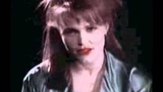 Belinda Carlisle - I Get Weak (Official Music Video)