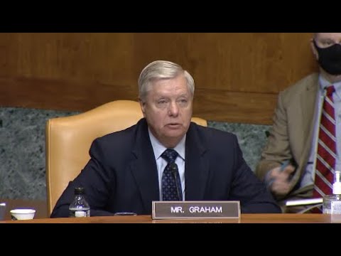 Graham Questions Costco CEO at Budget Committee Hearing on Minimum Wage Hike