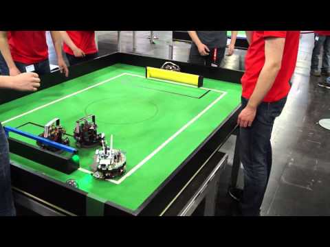 Bodenseepiranhas vs. Merkur Soccer Robots 2.Spiel RoboCup German Open Magdeburg 2015