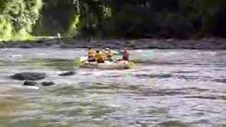 preview picture of video 'Are We There Yet Paddling the Rapids in Costa Rica'