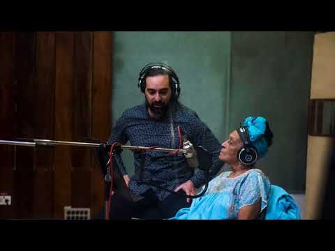 LLORARE (Colibrí) ALAIN PÉREZ/OMARA PORTUONDO