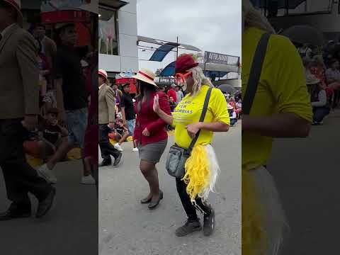 Mimo Yen en Portoviejo  #desfile #manabi