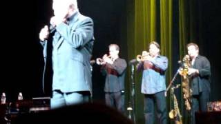 Tom Jones - 200 Pounds of Heavenly Joy - Club Nokia