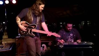 Whitey Morgan & the 78's ~ Hold Her When She Cries