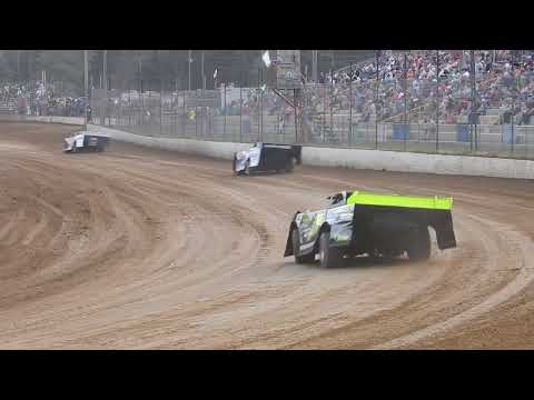 Raw speed and power of Dirt Super Late Models ripping at All Tech. #dirttrackracing #huntthefront