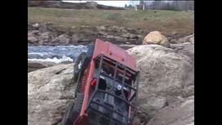 preview picture of video 'RC Rock crawling SCX10'