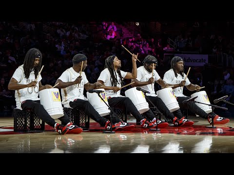 Chicago's Bucket Boys joined by break dancers | Crazy Bulls United Center halftime performance!