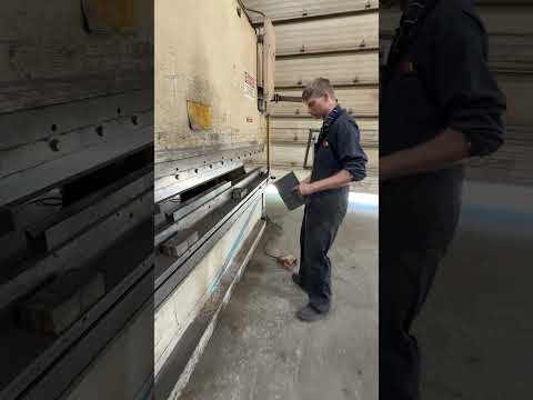 WYSONG XCL250-144 Brake Press | ListingHippo (1)