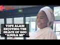 Watch Tope Alabi enjoying the grace of God 