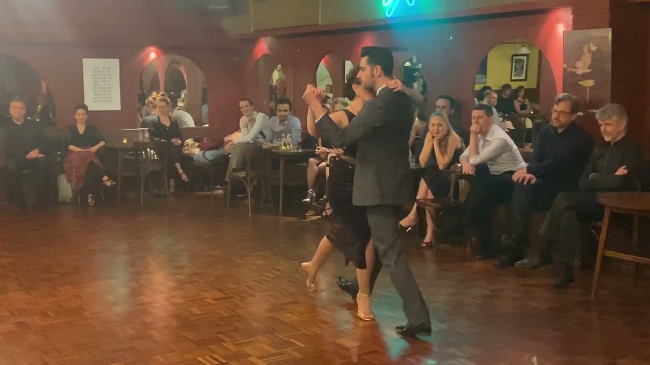 Marco Nodari y Claudia Cavagnini "Organito de la tarde"@Strictly tango (Den Haag) 10/2/2023 1-4