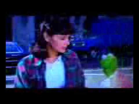 Miss Piggy goes berserk