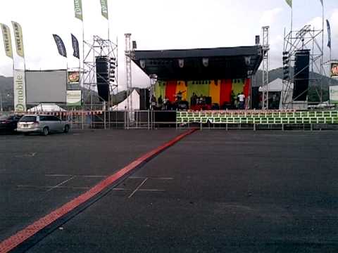 Bunji Sound Check Fire Fete