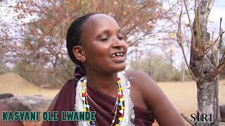 Mama wa kimasai aiweka wazi siri ya mumewe kuua Mama wa kimasai aiweka wazi siri ya mumewe kuua