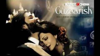 Different moods of Aishwarya Rai Bachchan & Hrithik Roshan at Guzaarish launch