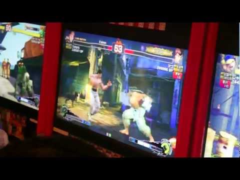 MCZ.Mago (Fei Long) vs MCZ.Umehara Daigo (Ryu) 6th Aug 2012-Playing at Taito Station in Shinjuku