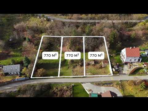 Video Exkluzivní stavební pozemek Nelahozeves - 711 m² | kompletní sítě | Praha 45 min. vlakem