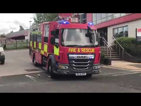 Lancashire Fire & Rescue Service - Blackburn Second Pump Turnout