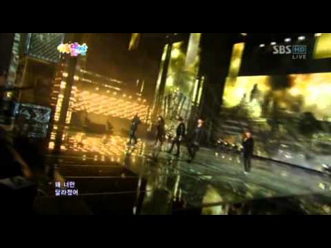 121229 Dynamic Black Stage