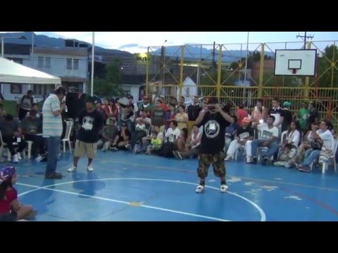 LOBAR MC Vs PALMAZAKI -  ROMPIENDO EL NIVEL - VILLAVICENCIO 2015...