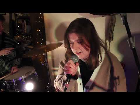 Ben Jennings & The New Moons - Lonely Street [live take]