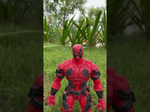 BATMAN VS DEADPOOL CHOOSE MASKS , NONO #short