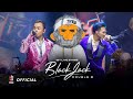 SOOBIN BINZ DOUBLE B BLACKJACK 1st Live Stage From Vietnam International Fashion Week 2020