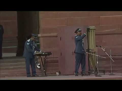 Orquestra Estatal do Governo Indiano .