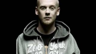 Redrama - Street Music