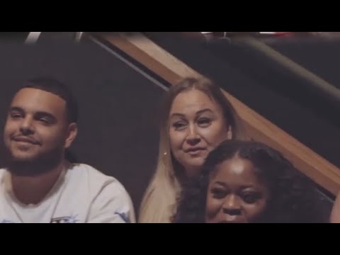 The white lady that smoked a whole palm tree 🤣