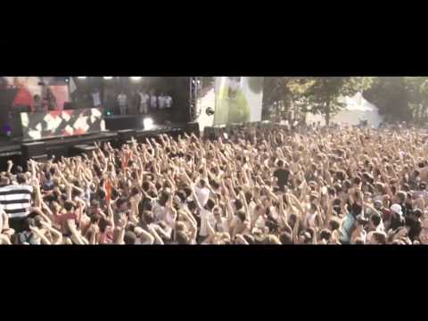 Michael Calfan at Inox Park 2012