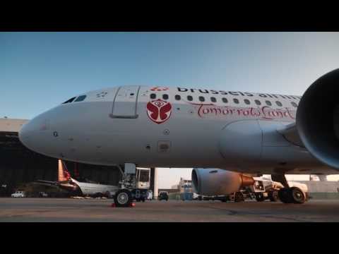 Avicii   Wake Me Up ft  Aloe Blacc mashup music video