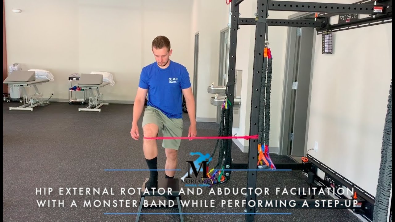 Step-up with Hip ER and ABD Prompting - Mobility Minute