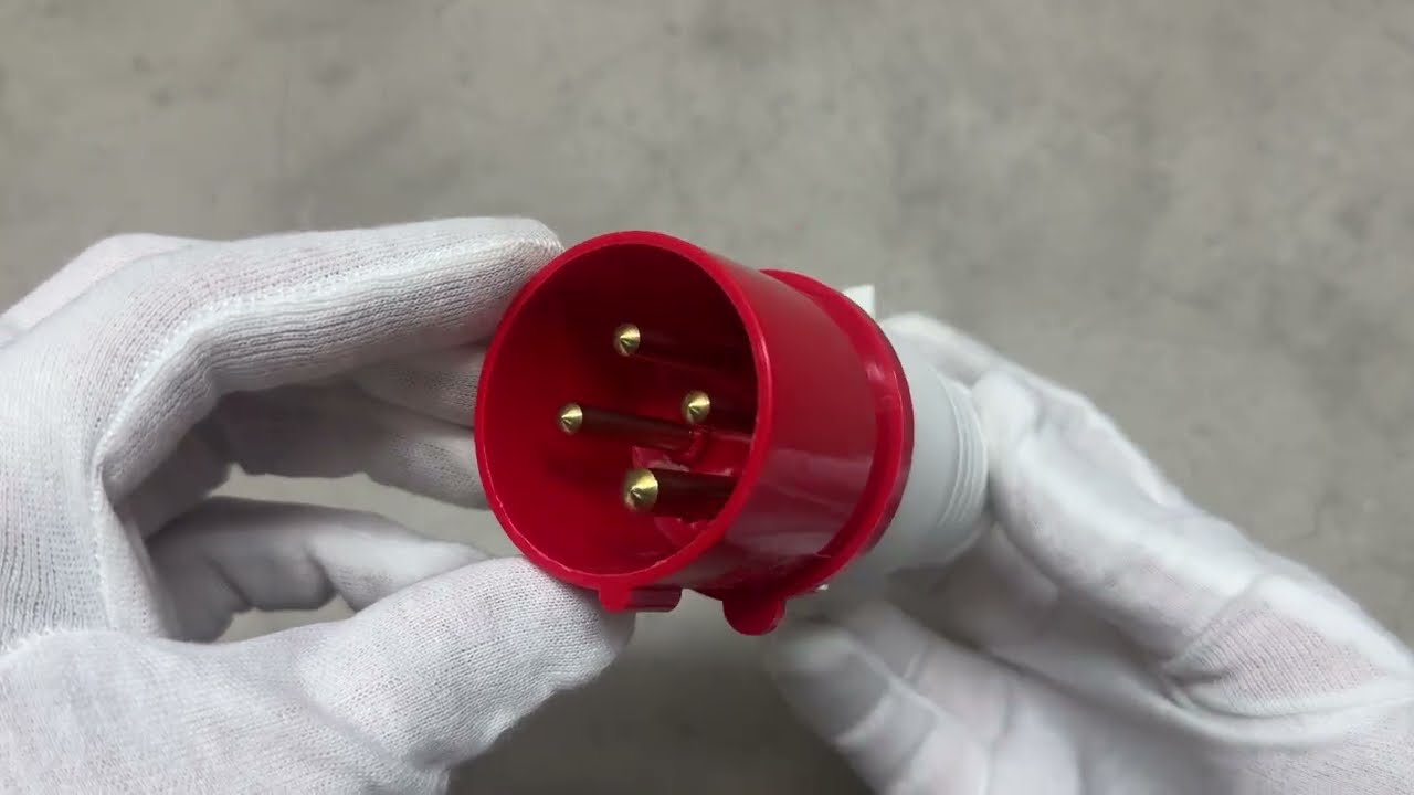 Вилка переносная 014 3Р+РЭ 16А 380-415В IP44 A0080010002