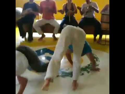 Mestre Coruja e Mestre Espirro Mirim - Roda Cdo Mangalot