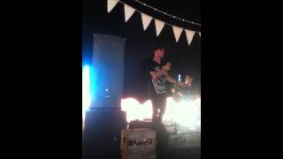 Massad- Holiday, Acoustic Set