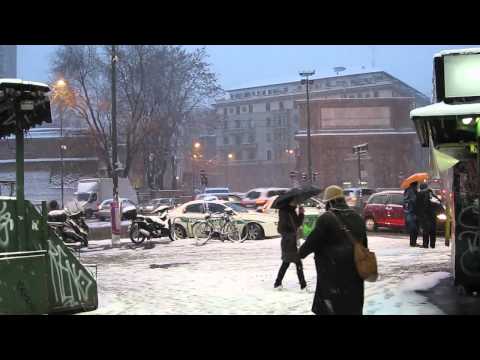 Milano neve dicembre 2009.mp4