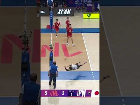 Insane libero save! ❤️‍🔥 #epicvolleyball #volleyballworld #volleyball