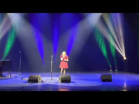 Karina Kowalska 11lat „Lulajże Jezuniu”