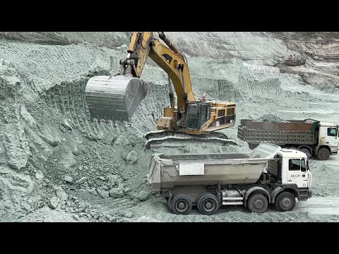 Caterpillar 385C Excavator Loading Mercedes & MAN Trucks - Ektor Epe