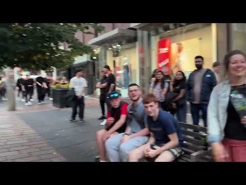Glasgow busking turned into a street party❤️🏴󠁧󠁢󠁳󠁣󠁴󠁿