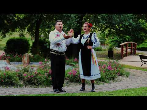 Liviu Păcurar & Răzvan Cristea - Când mă duc la nuntă-n sat