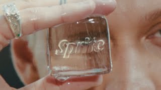 Sprite ¡Verano, amigos y Sprite! ¿Qué más se puede pedir?