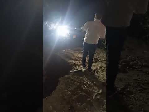 Cráter en la via Arauquita - Arauca tras atentado del ELN contra tanqueta blindada del Ejército