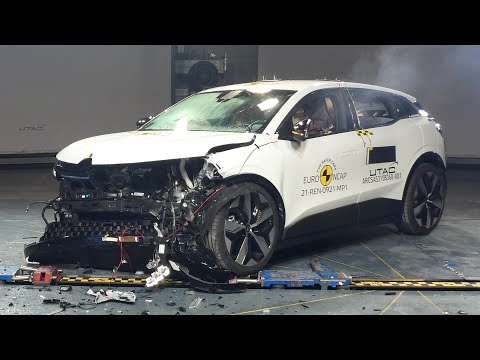 All-New 2022 Renault Megane E-Tech Electric Crash & Safety Tests | ☆☆☆☆☆