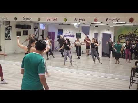 Salsa Caleña Footwork- Colombian Style Salsa Open Level at Free Spirit Dance
