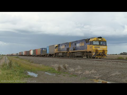6MP4 Pacific National / TOLL Container Freight Train - PoathTV Australian Railways