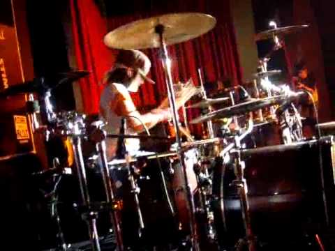 Rizriz Twisted Transistor 'KORN' Drum Cover feat. Dj Scratch