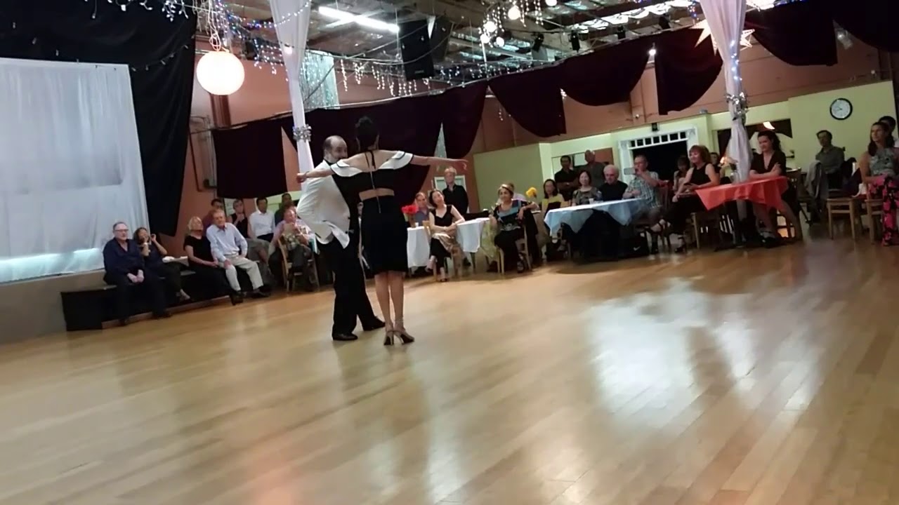 Nick Jones y Diana Cruz at Allegro Milonga 2017.07.13